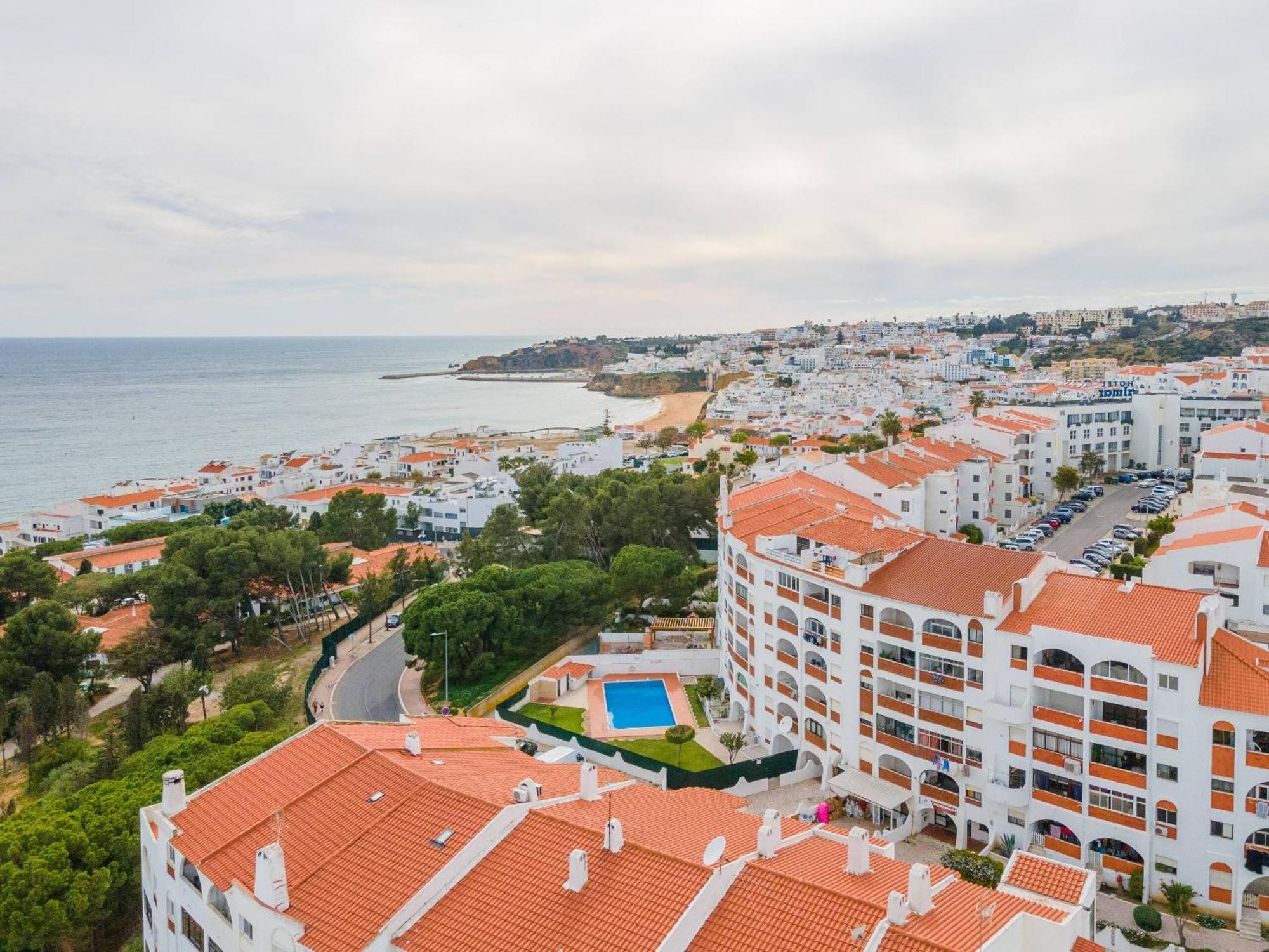 Palmeiras Apartment - 19A By Hellovacations Албуфейра Экстерьер фото